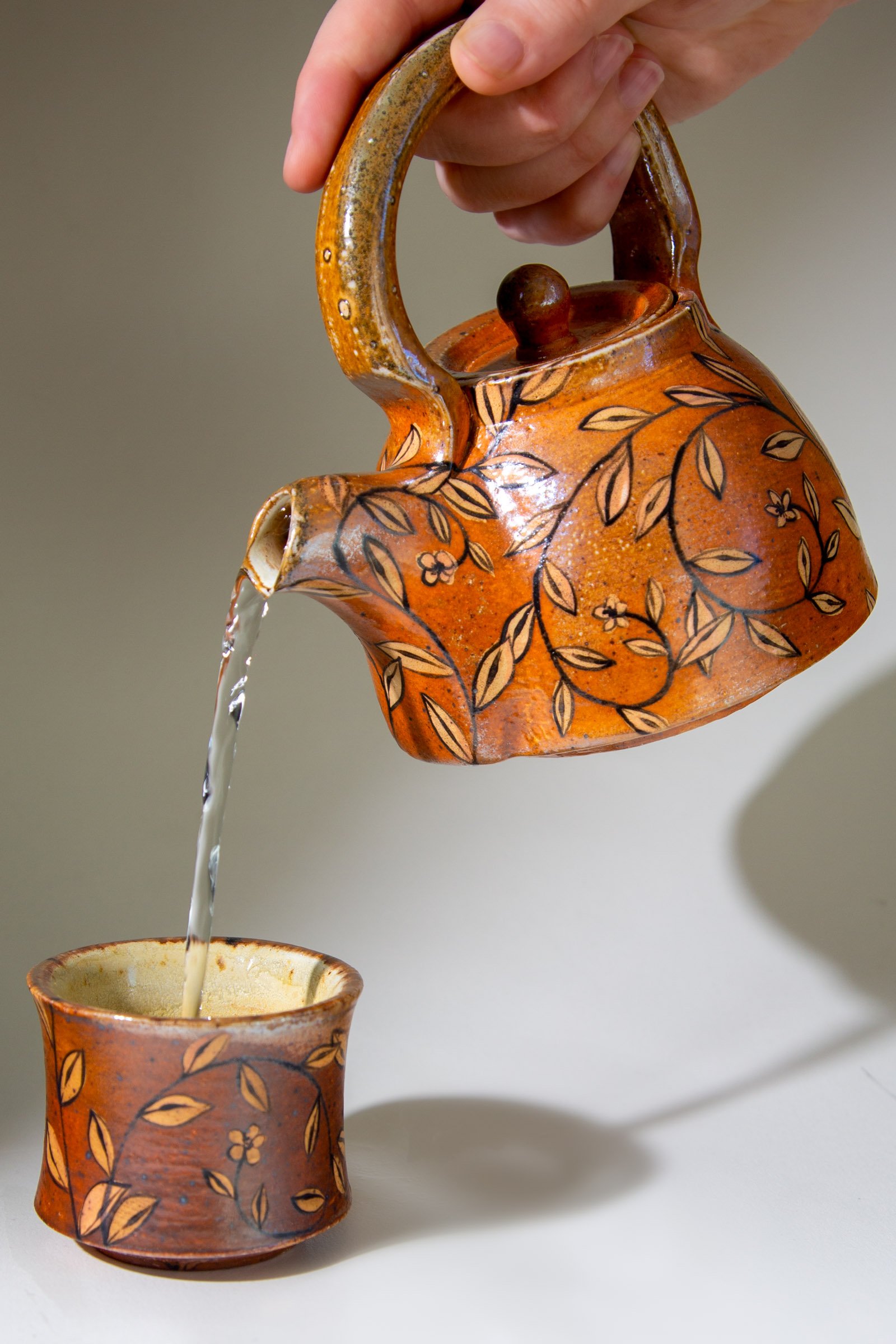 Vined Teaset, 2026