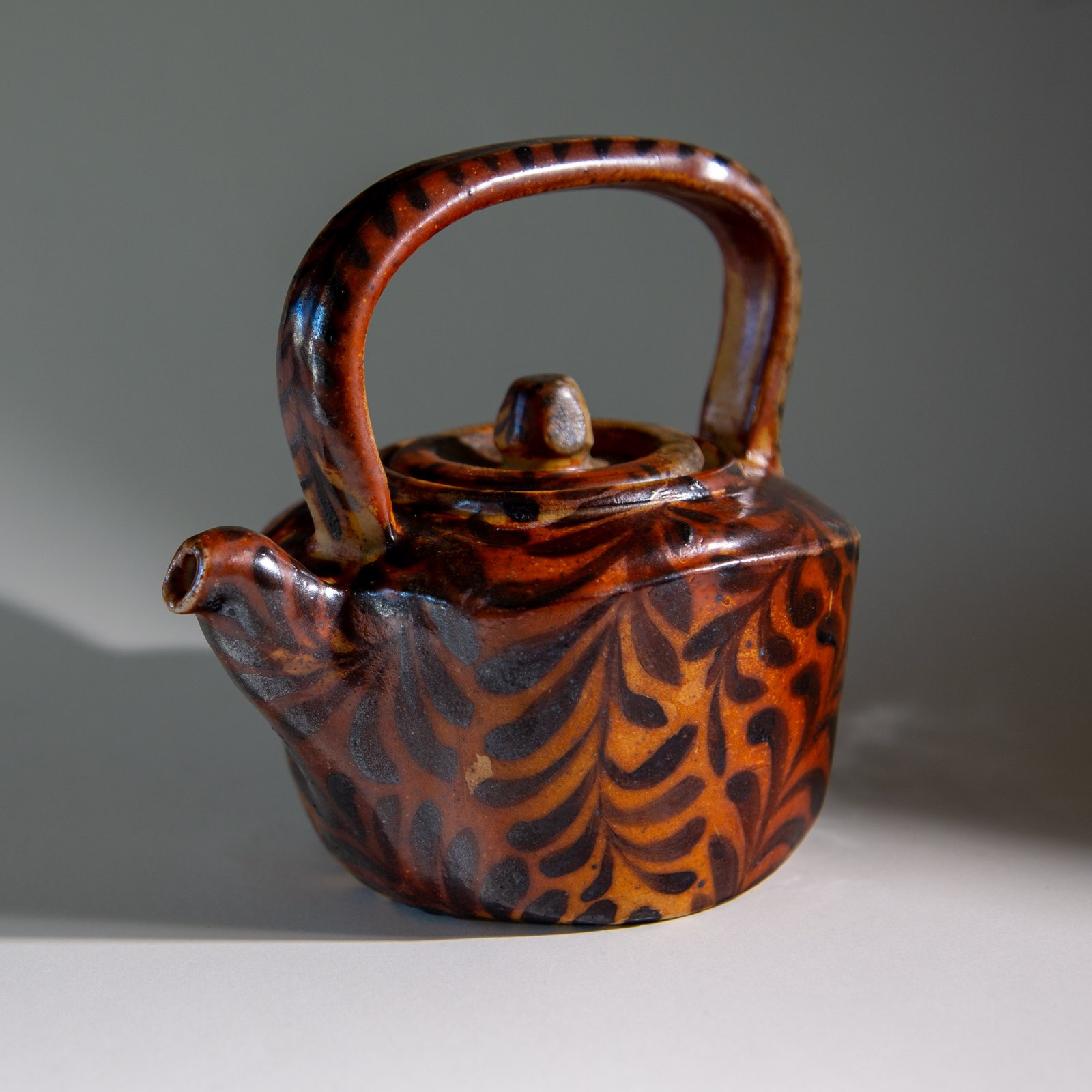 Leafy teapot, 2025